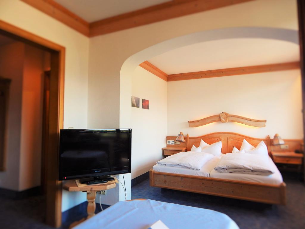 Hotel Vier Jahreszeiten Berchtesgaden Bagian luar foto