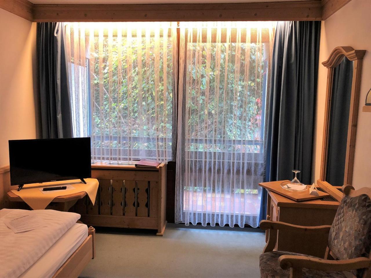 Hotel Vier Jahreszeiten Berchtesgaden Bagian luar foto