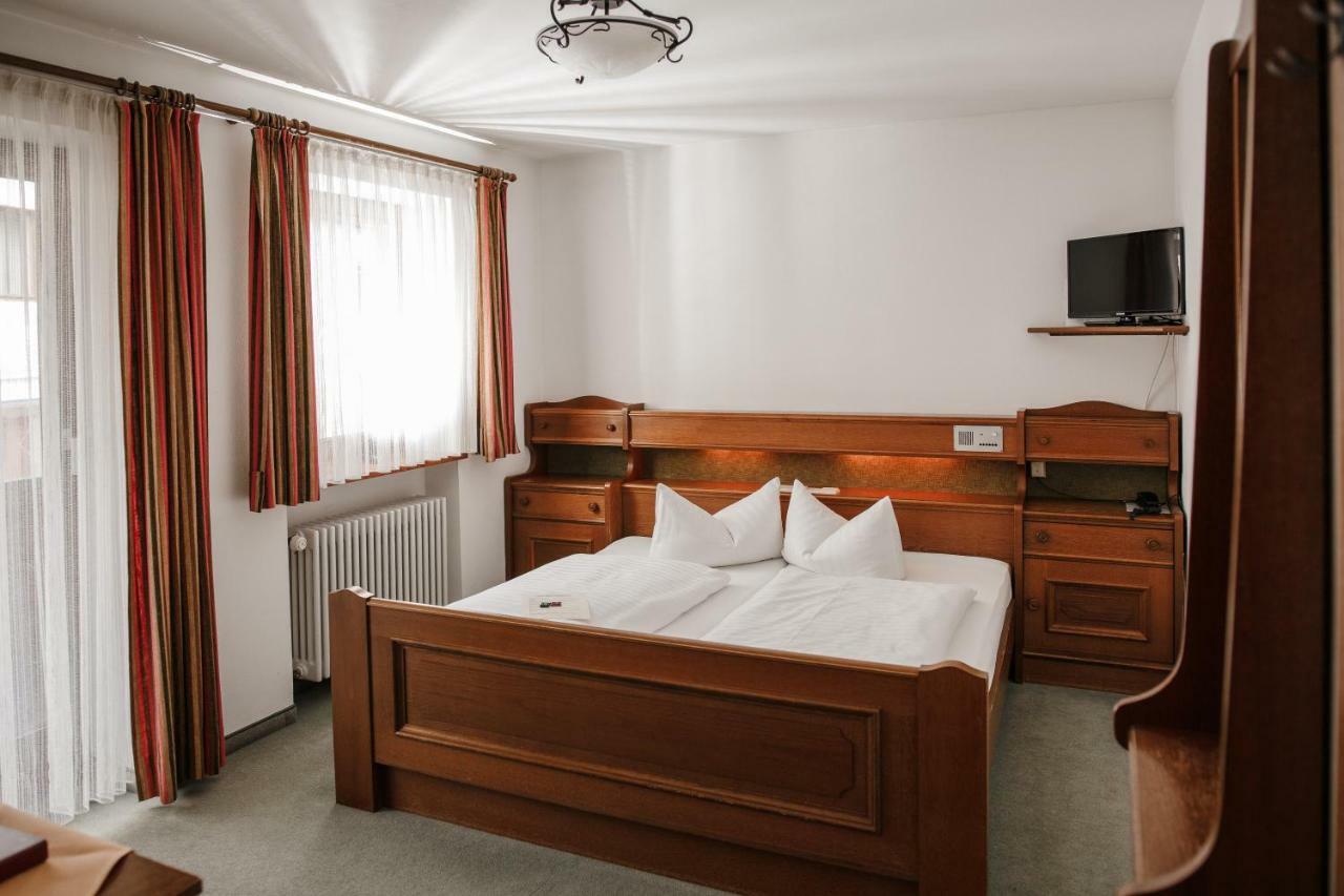 Hotel Vier Jahreszeiten Berchtesgaden Bagian luar foto