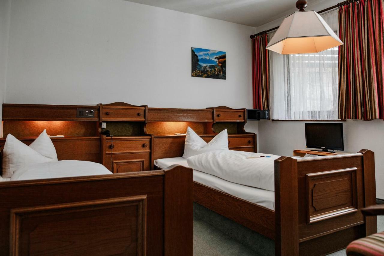 Hotel Vier Jahreszeiten Berchtesgaden Bagian luar foto