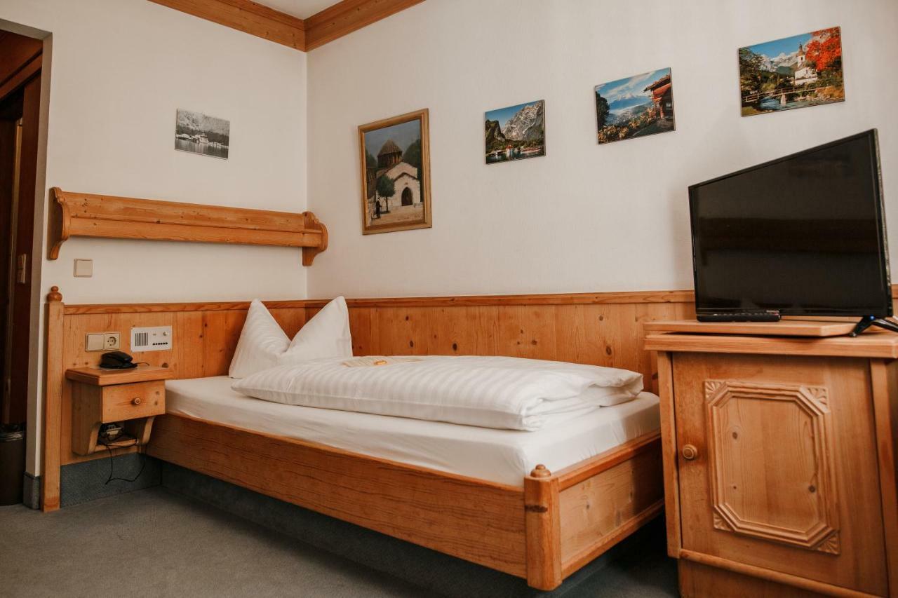 Hotel Vier Jahreszeiten Berchtesgaden Bagian luar foto