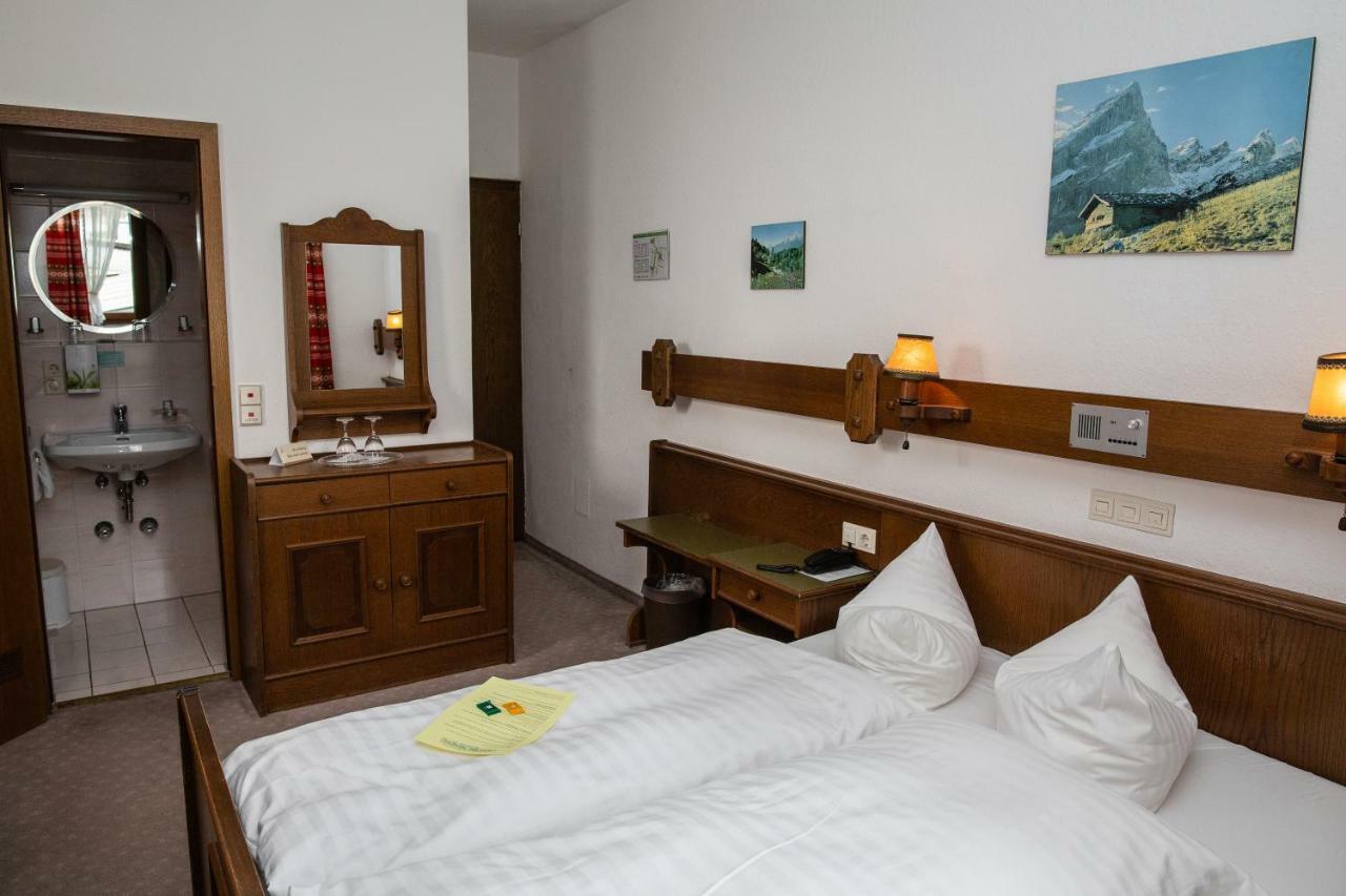 Hotel Vier Jahreszeiten Berchtesgaden Bagian luar foto